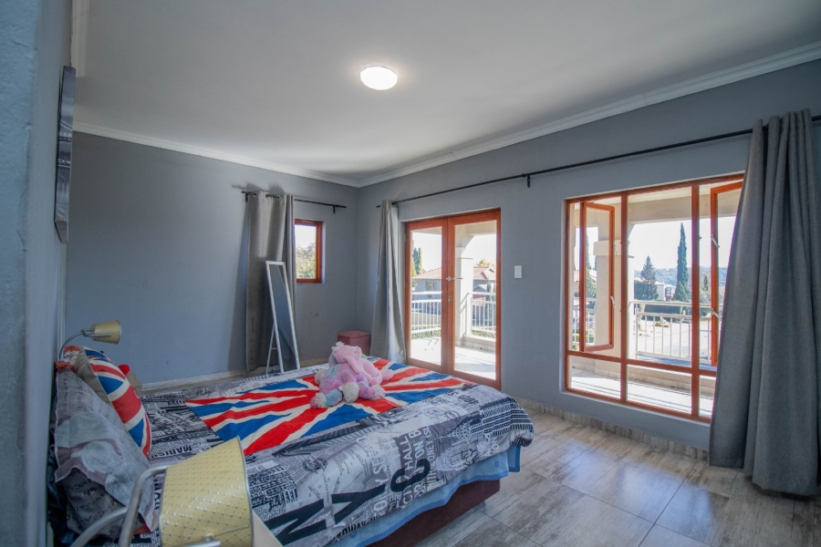 3 Bedroom Property for Sale in Xanadu North West